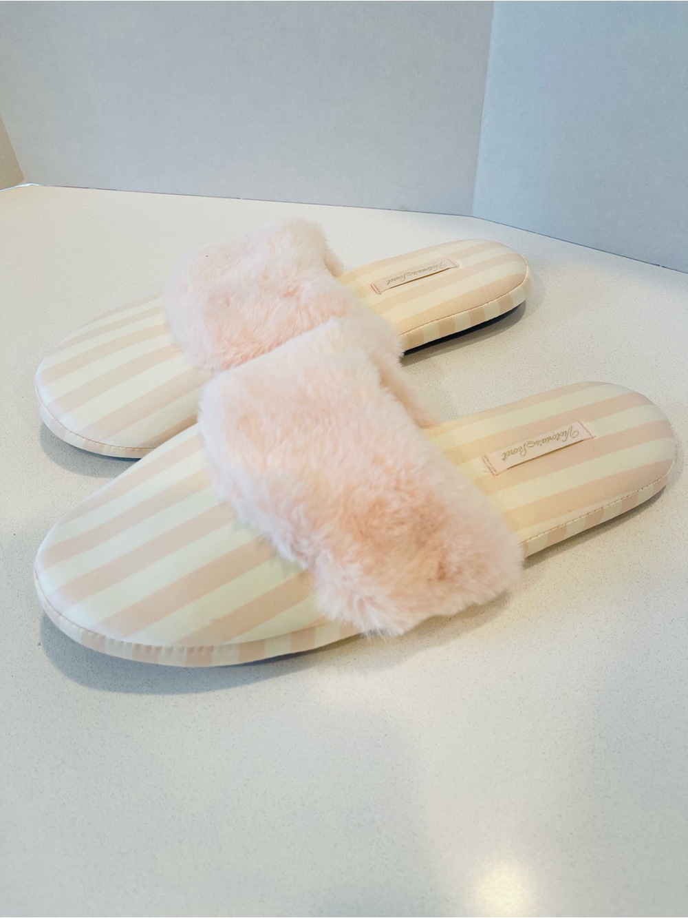Victoria's Secret Blush Pink Faux-Fur Slide Slippers